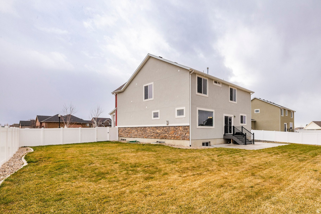 4068 W 1200 S Syracuse, UT 84075