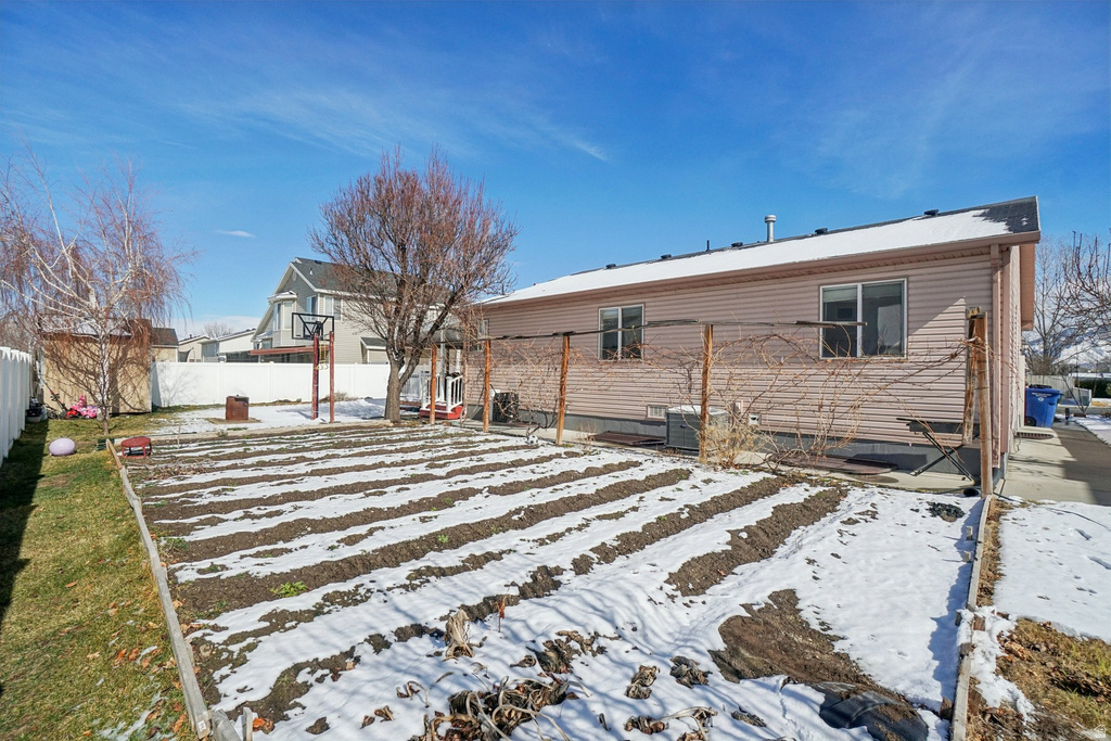 3720 S HAMPSHIRE CIR Salt Lake City, UT 84119