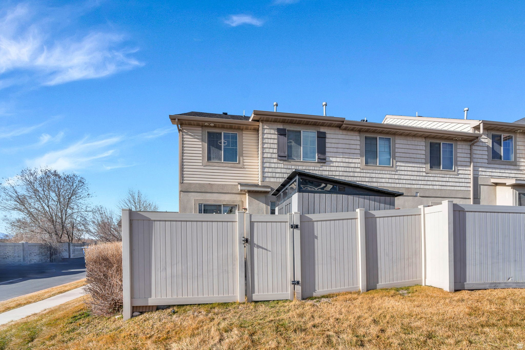 1903 W 890 N Provo, UT 84604