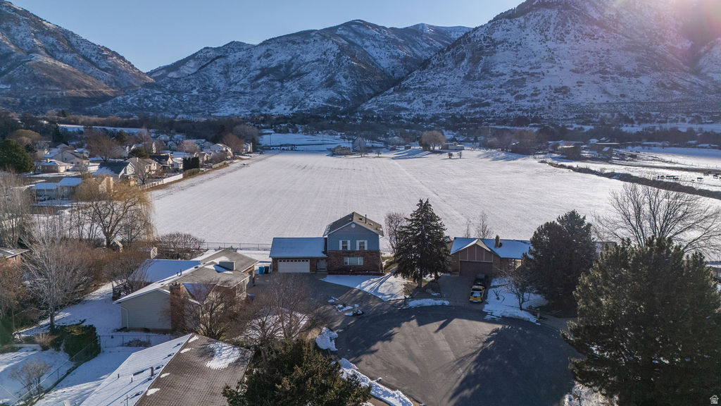 692 E 2400 N North Ogden, UT 84414
