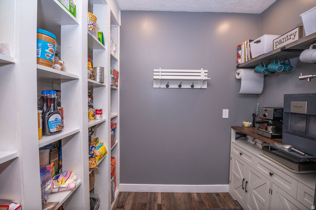 692 E 2400 N North Ogden, UT 84414