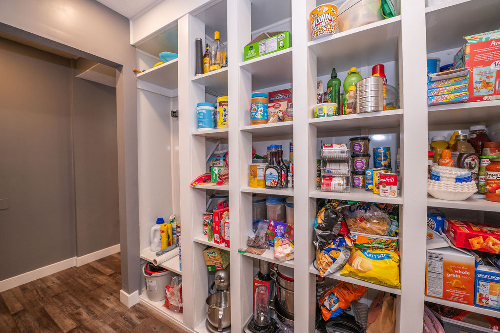 692 E 2400 N North Ogden, UT 84414