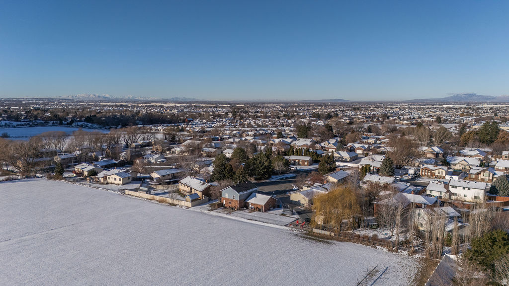 692 E 2400 N North Ogden, UT 84414