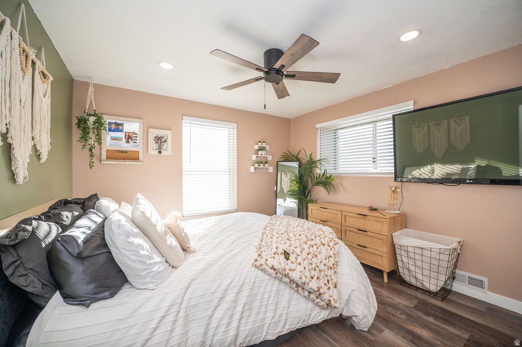 692 E 2400 N North Ogden, UT 84414