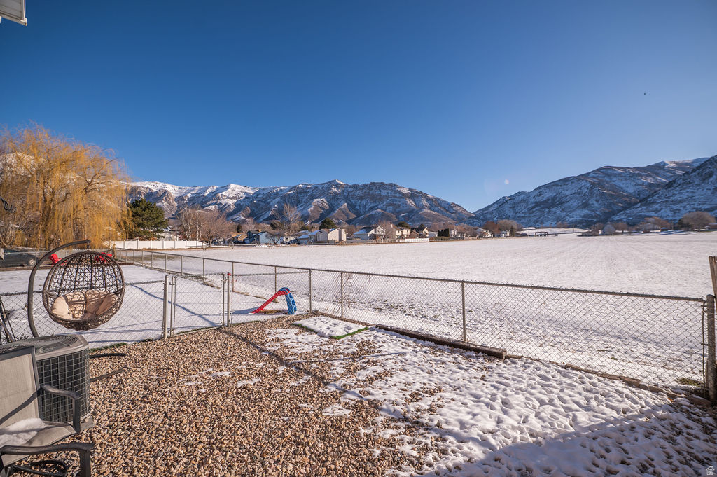 692 E 2400 N North Ogden, UT 84414
