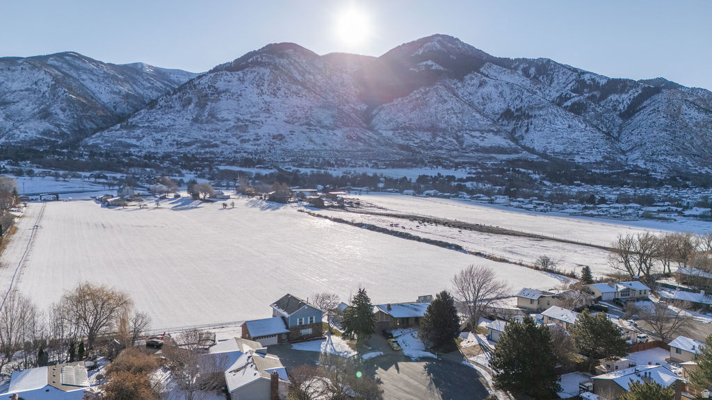 692 E 2400 N North Ogden, UT 84414