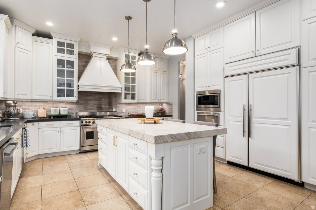 5083 S CLARENDEN PL Holladay, UT 84117