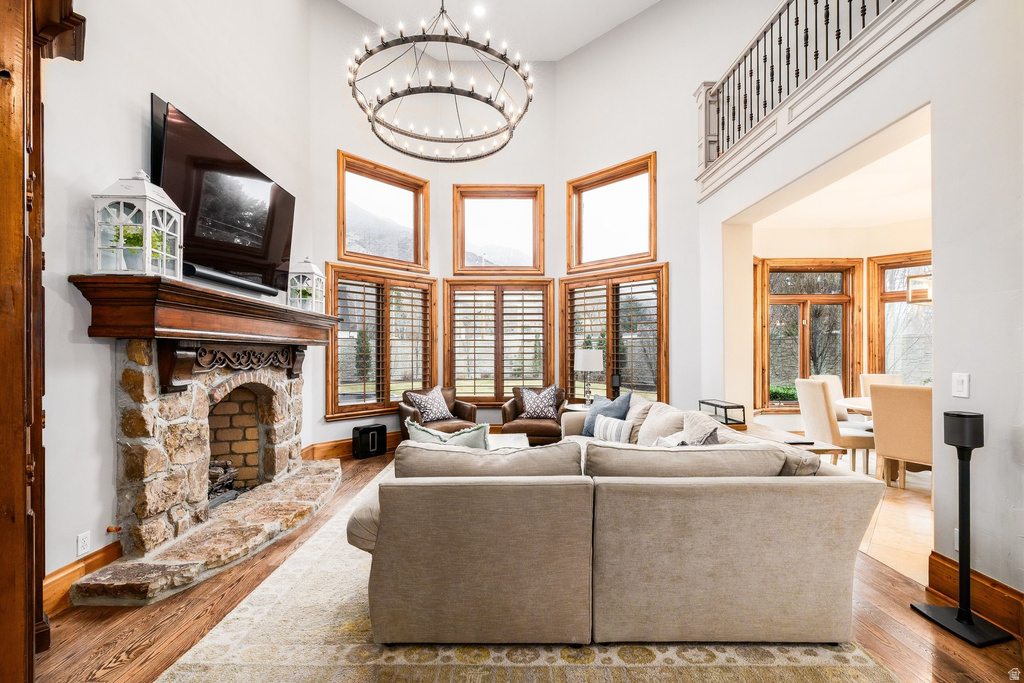 5083 S CLARENDEN PL Holladay, UT 84117