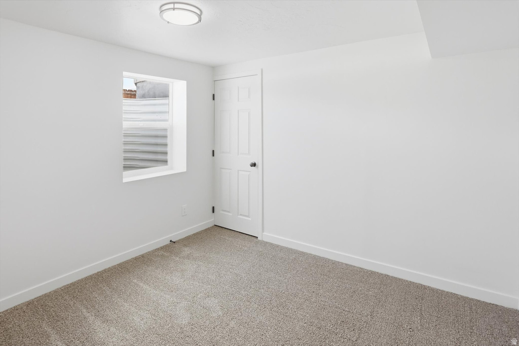 280 N NEW STAR DR Salt Lake City, UT 84116