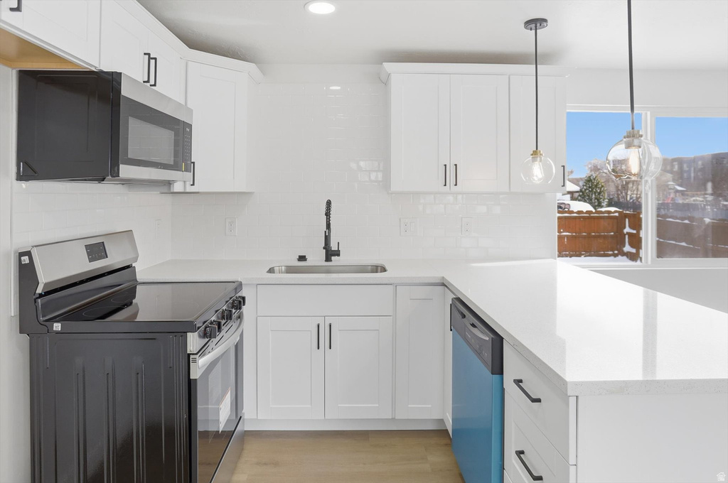 280 N NEW STAR DR Salt Lake City, UT 84116