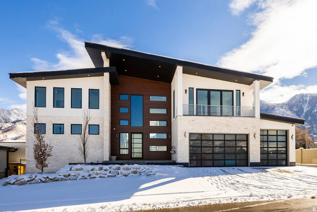 9969 S ALTAMONT DR Sandy, UT 84092