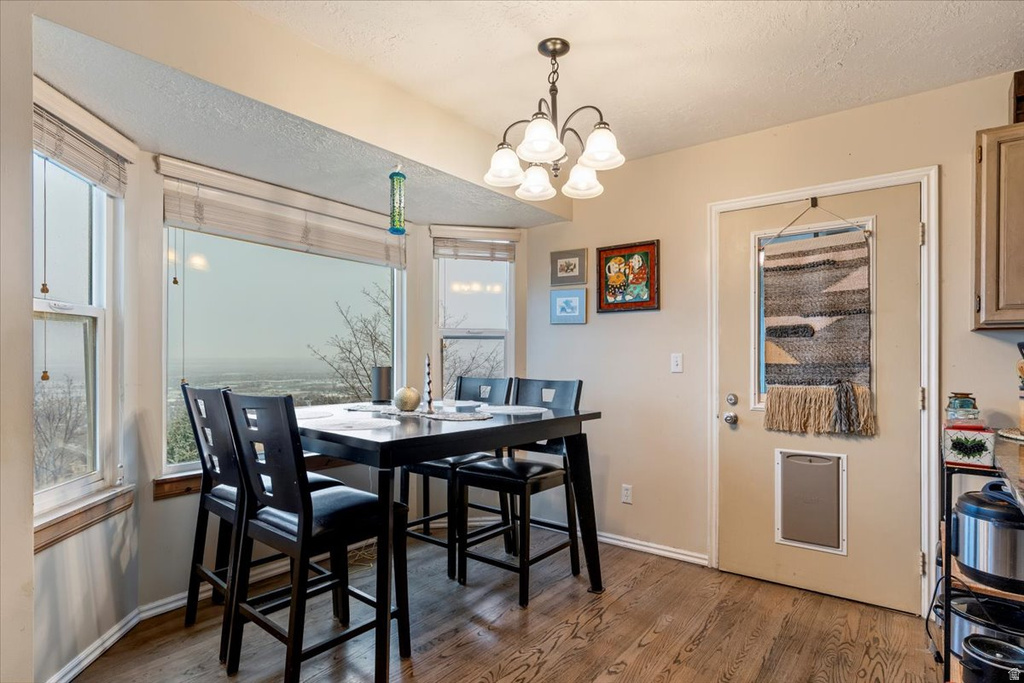 41 ACORN DR North Salt Lake, UT 84054