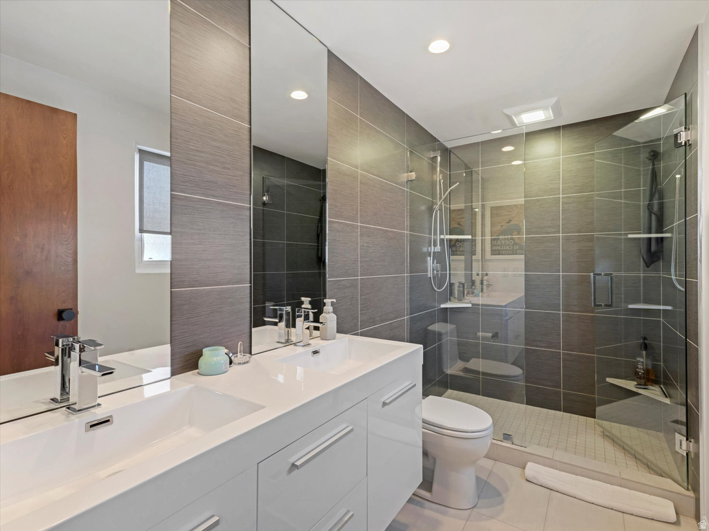 5471 S DUNBARTON DR Murray, UT 84117