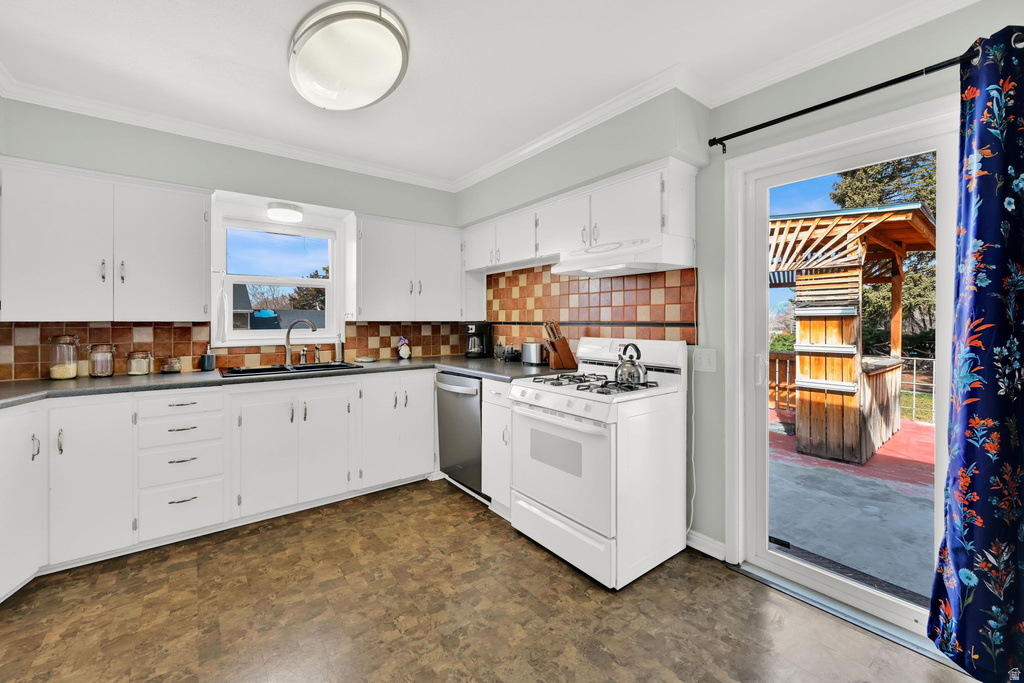 1702 CAPITOL ST Ogden, UT 84401