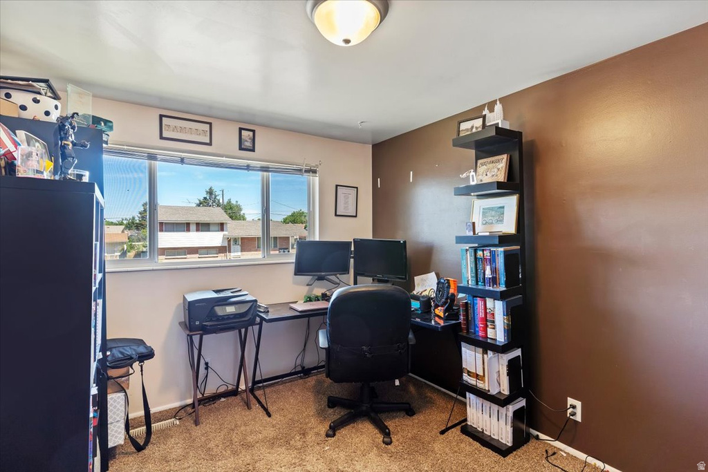 1847 W JOHN ST Layton, UT 84041