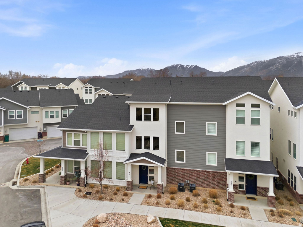 361 W 50 N Layton, UT 84041