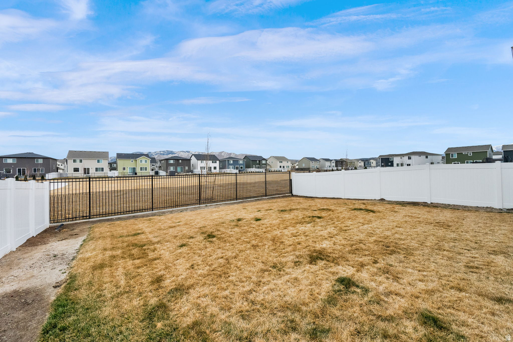 143 E ARCADE DR #948 Saratoga Springs, UT 84045