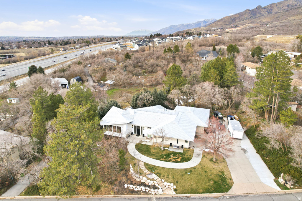 1365 E OAKMONT LN Fruit Heights, UT 84037