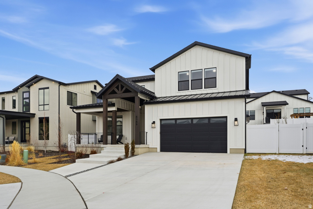 8569 S ROUND STONE CV #8 Sandy, UT 84094