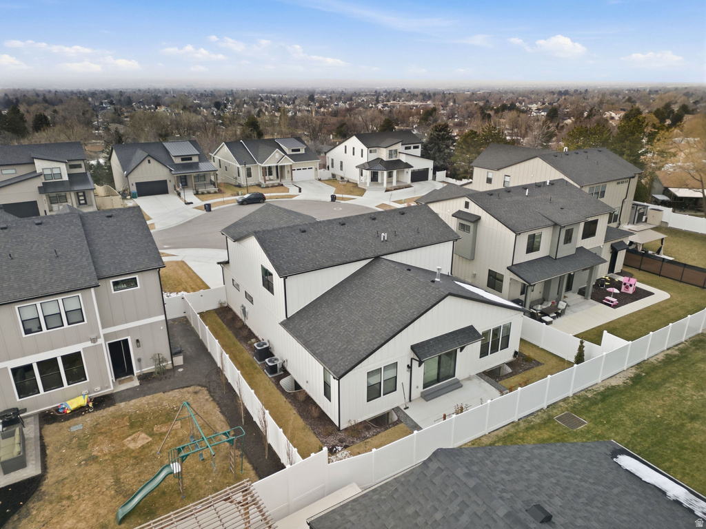 8569 S ROUND STONE CV #8 Sandy, UT 84094