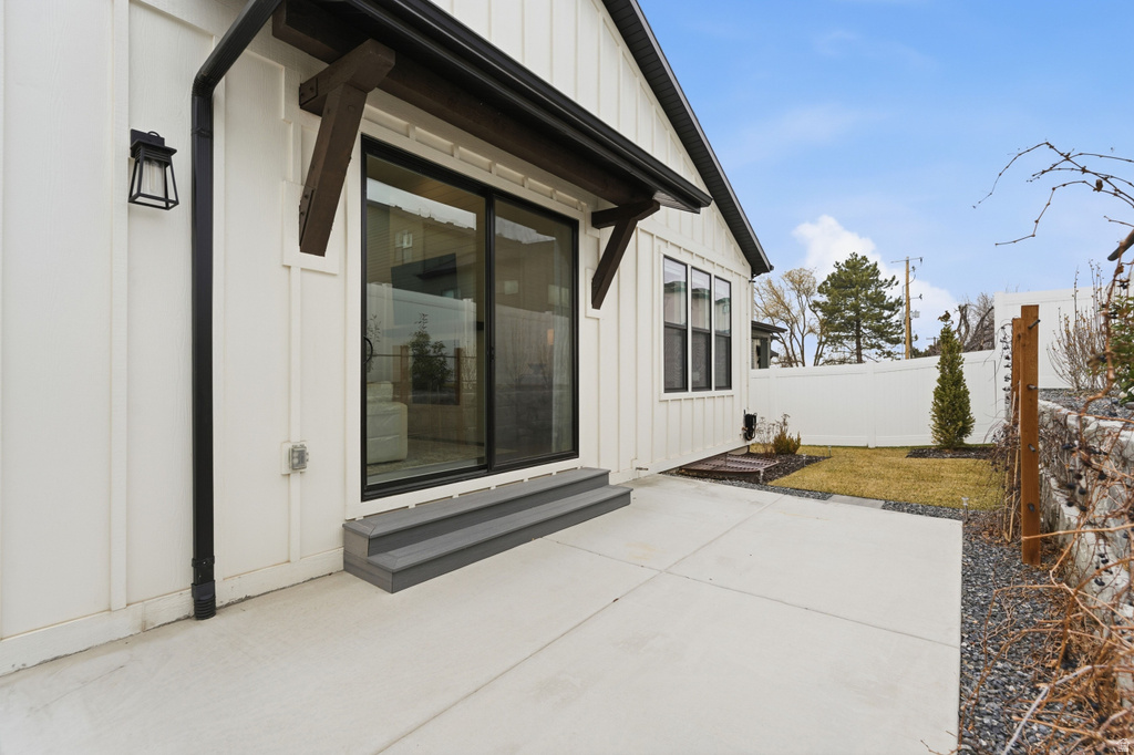 8569 S ROUND STONE CV #8 Sandy, UT 84094