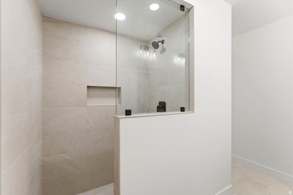 8569 S ROUND STONE CV #8 Sandy, UT 84094