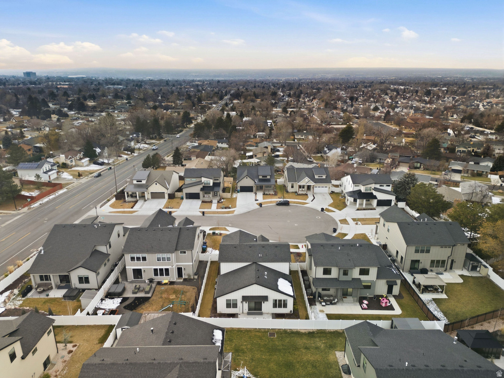 8569 S ROUND STONE CV #8 Sandy, UT 84094