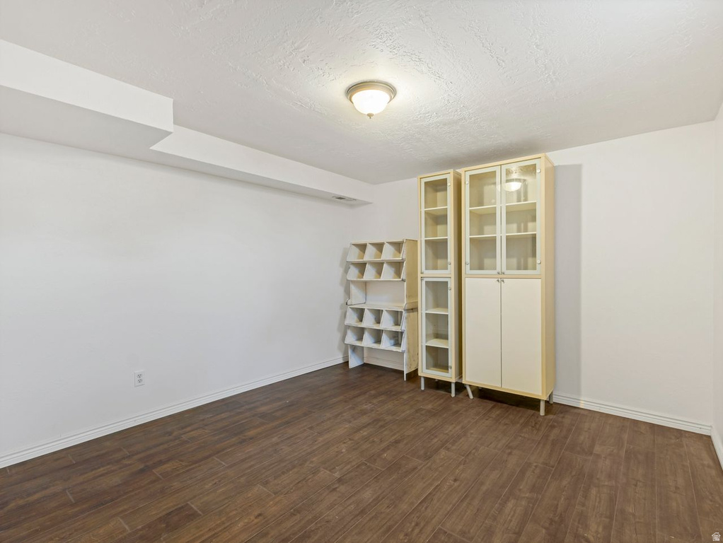 5833 S SANFORD DR Salt Lake City, UT 84123