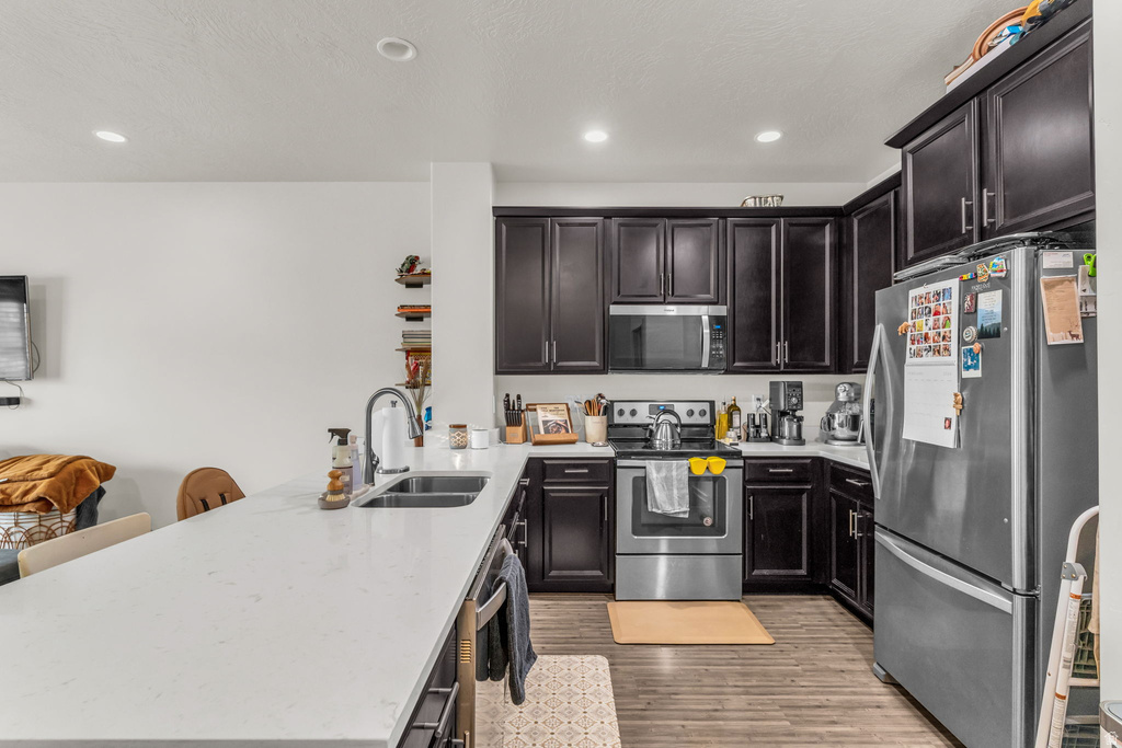 961 W CYAN VALLEY WAY Bluffdale, UT 84065