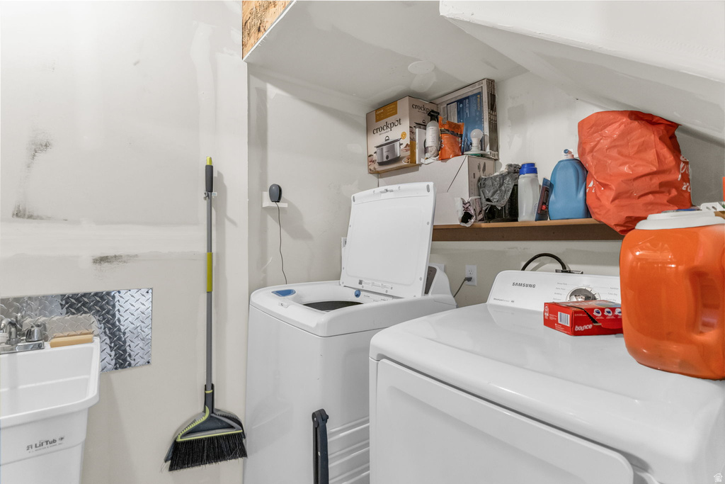 961 W CYAN VALLEY WAY Bluffdale, UT 84065