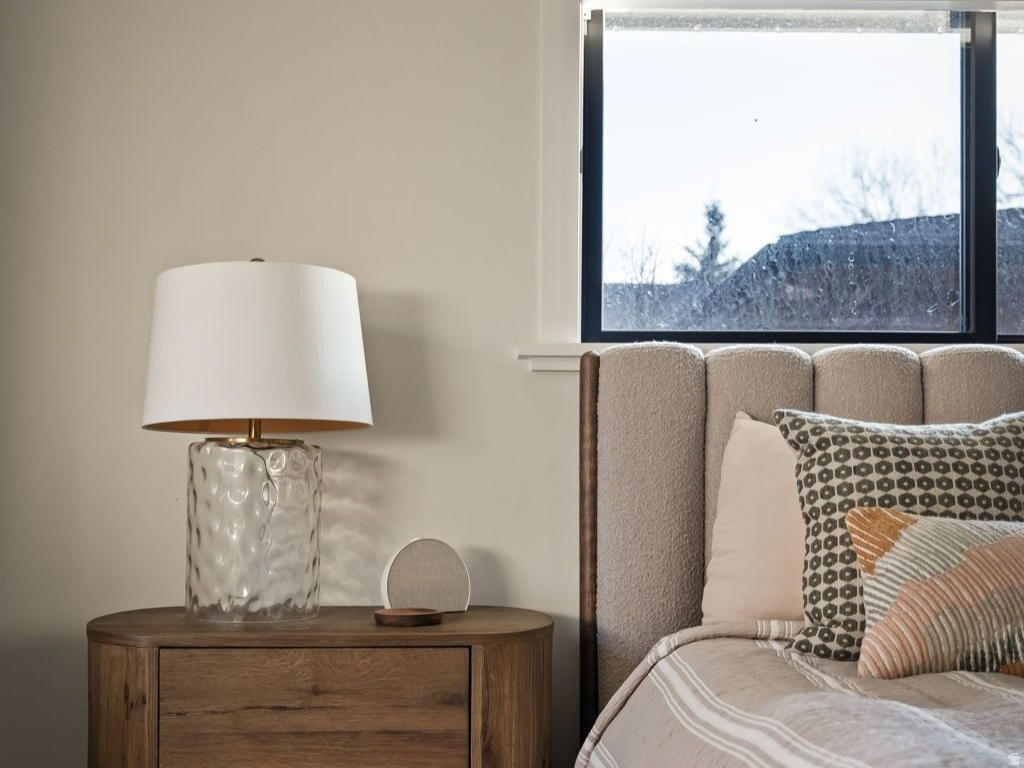 1404 S CANTERBURY DR Salt Lake City, UT 84108