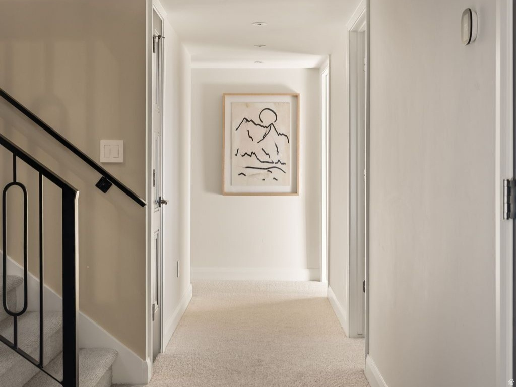 1404 S CANTERBURY DR Salt Lake City, UT 84108