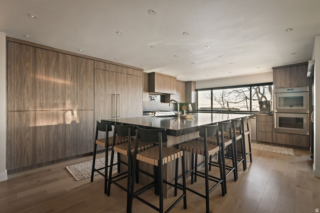 1404 S CANTERBURY DR Salt Lake City, UT 84108