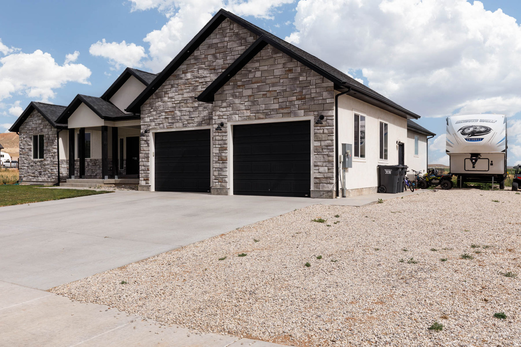 186 W 580 N Redmond, UT 84652