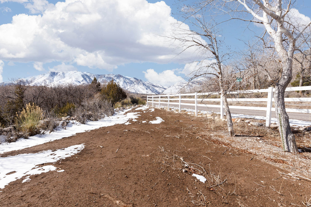 1395 S BULLION RD Marysvale, UT 84750