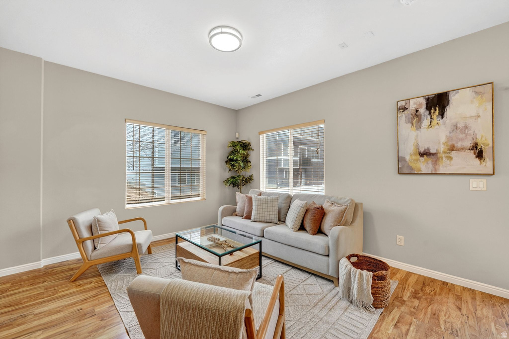 1522 W OAK LAWN CT West Valley City, UT 84119