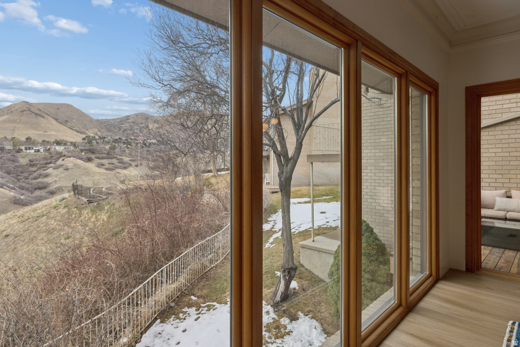 829 N GRANDRIDGE DR Salt Lake City, UT 84103