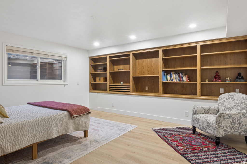 829 N GRANDRIDGE DR Salt Lake City, UT 84103