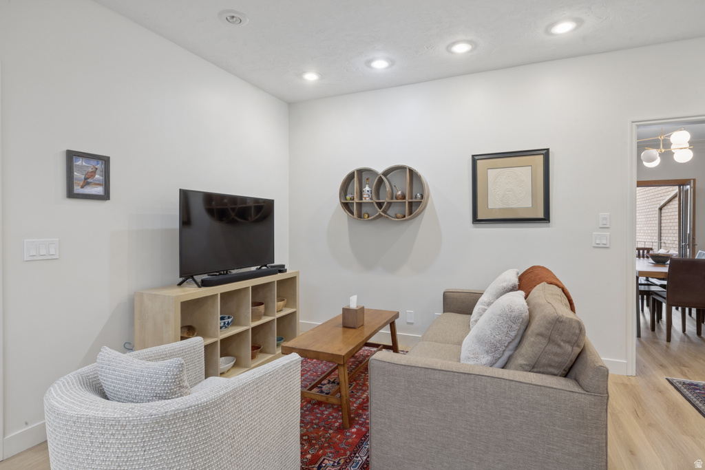 829 N GRANDRIDGE DR Salt Lake City, UT 84103