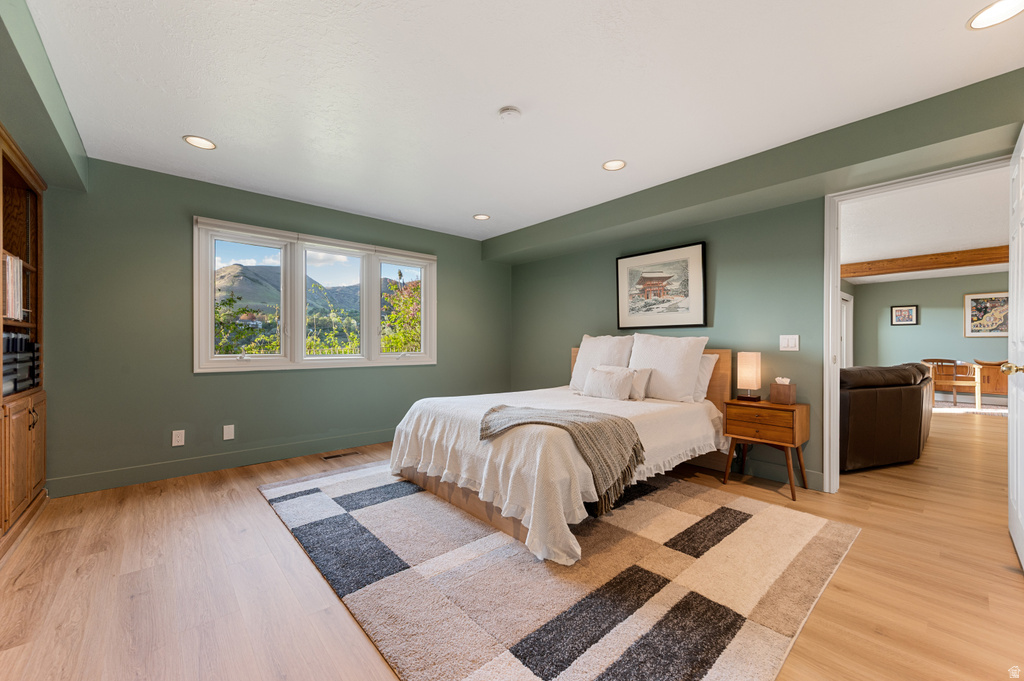 829 N GRANDRIDGE DR Salt Lake City, UT 84103