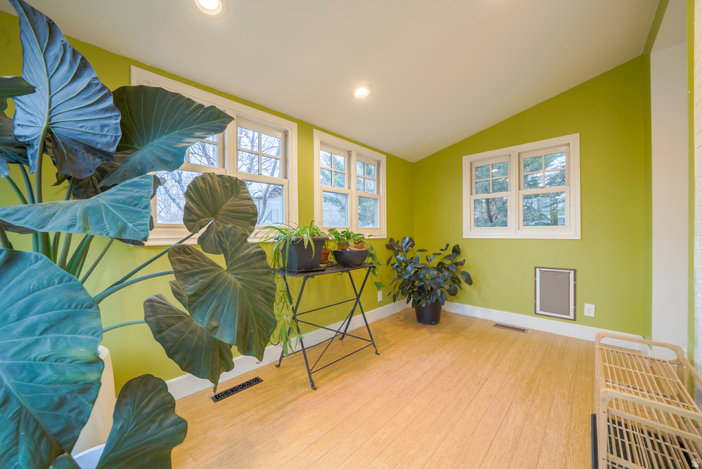 1448 S 1000 E Salt Lake City, UT 84105