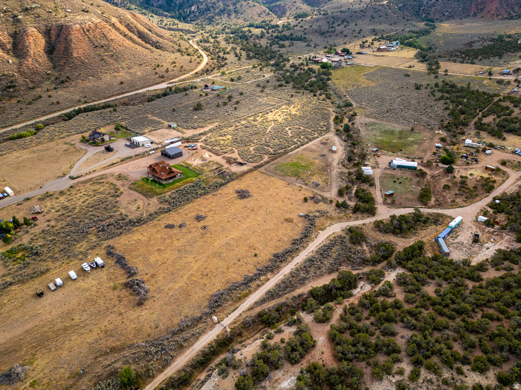 8552 W SAWTOOTH PARK DR Vernal, UT 84078