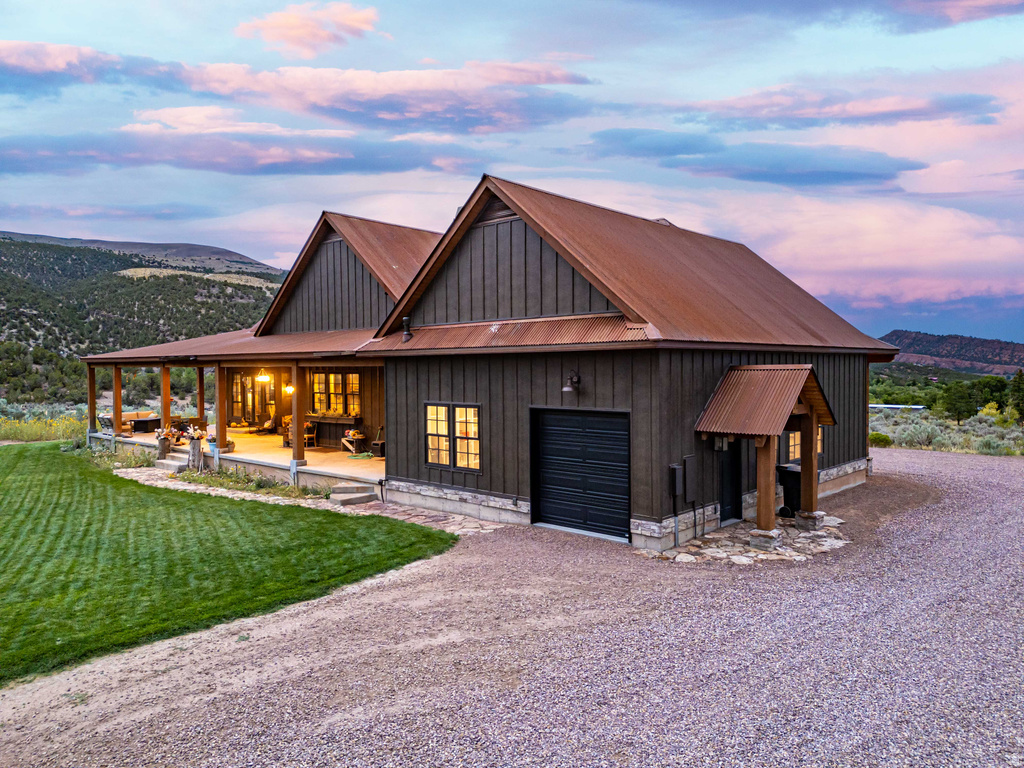 8552 W SAWTOOTH PARK DR Vernal, UT 84078