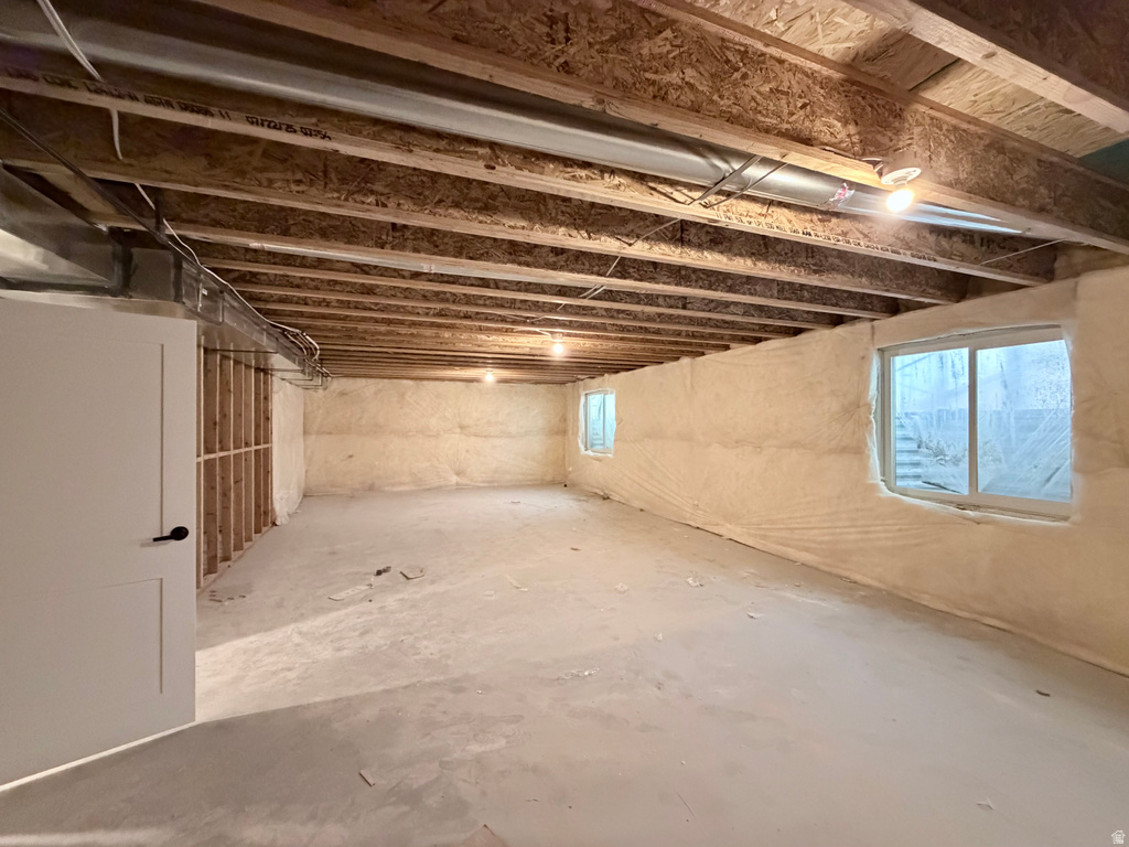 713 S 3500 W #207 West Weber, UT 84401