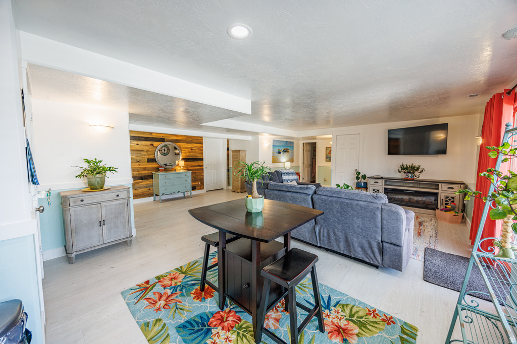 9995 S CADDIE CIR South Jordan, UT 84009