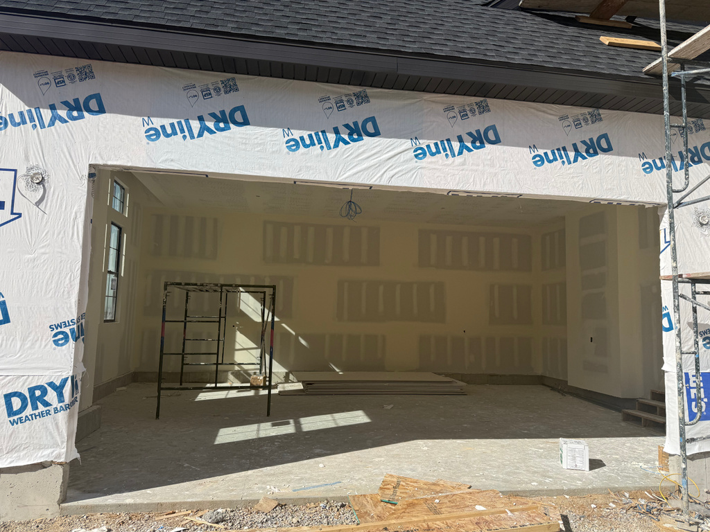 136 W SUMMERHILL LN Centerville, UT 84014