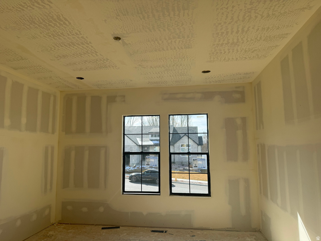 136 W SUMMERHILL LN Centerville, UT 84014