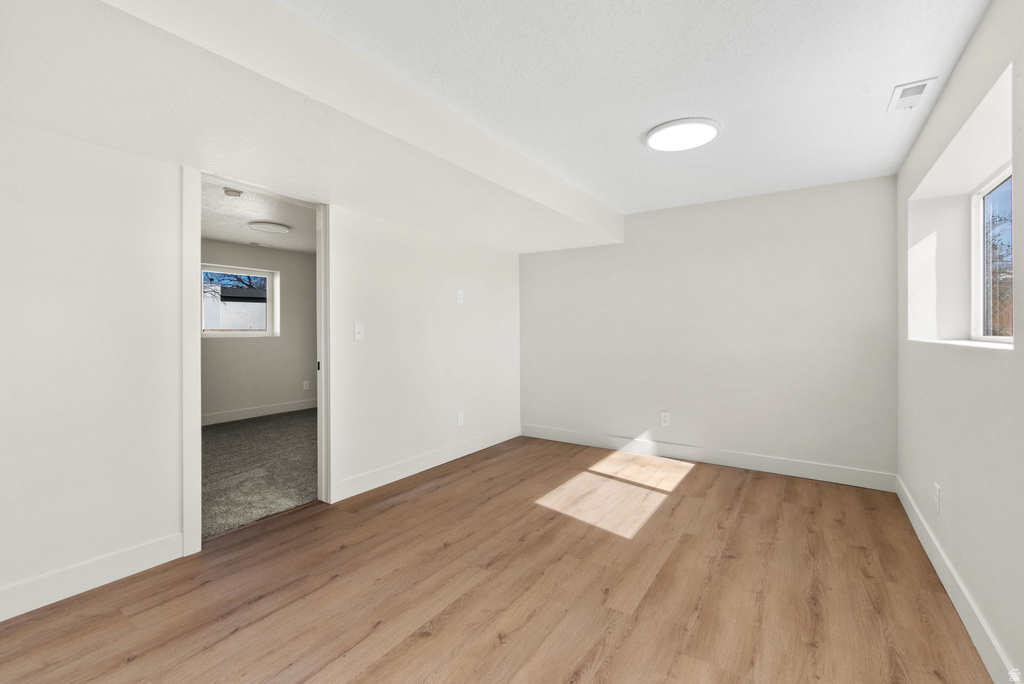 1103 W 950 N Clinton, UT 84015