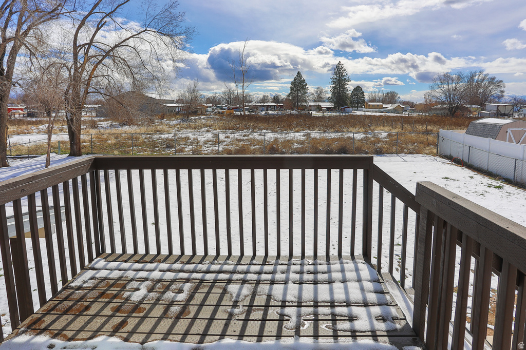 1103 W 950 N Clinton, UT 84015