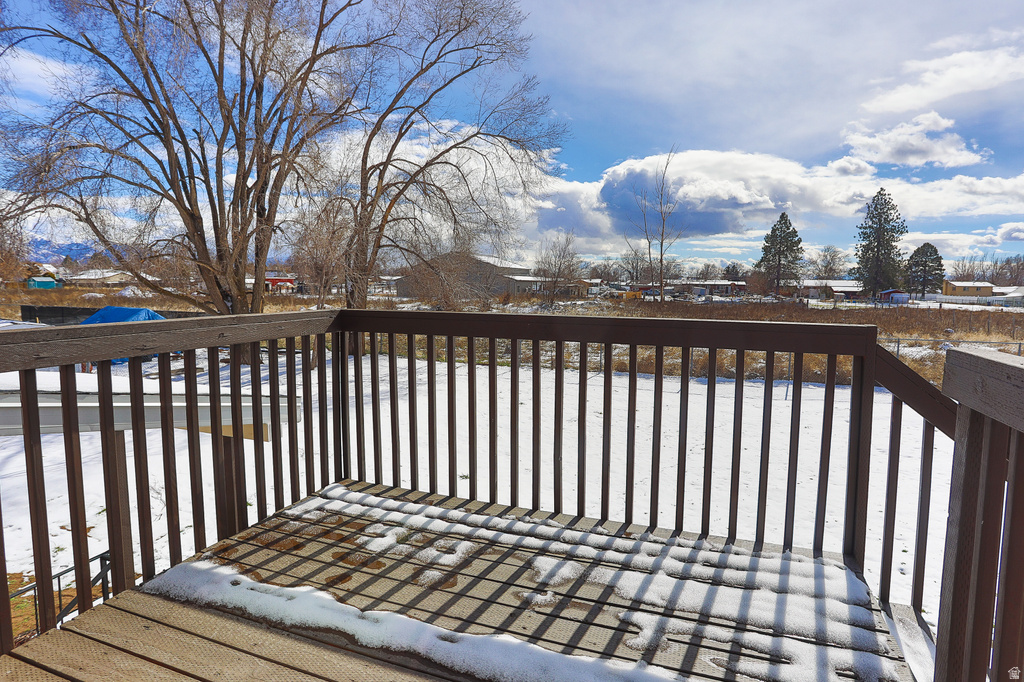 1103 W 950 N Clinton, UT 84015